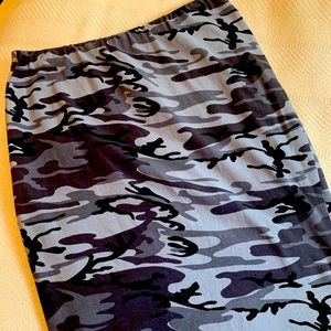 Camo print pencil skirt